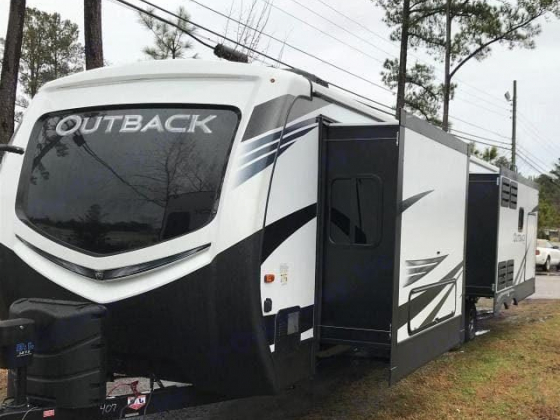 2020 Keystone Outback