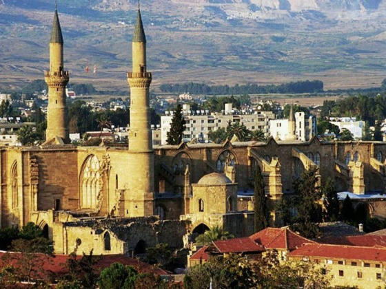 How to travel independently around Cyprus