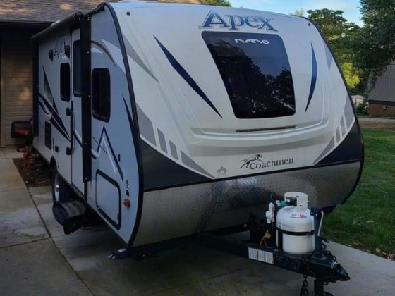 2019 Coachmen Apex Nano - Sleeps 5 Adults Comfortably or 6 with kids!