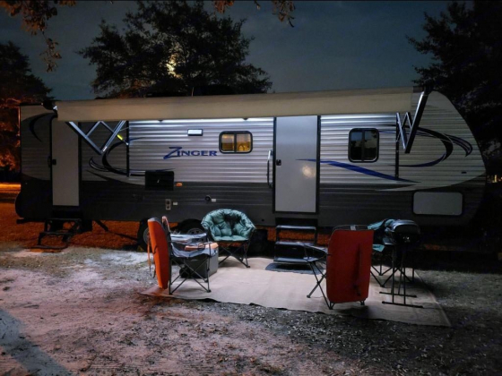 2018 Crossroads RV Zinger 28BH