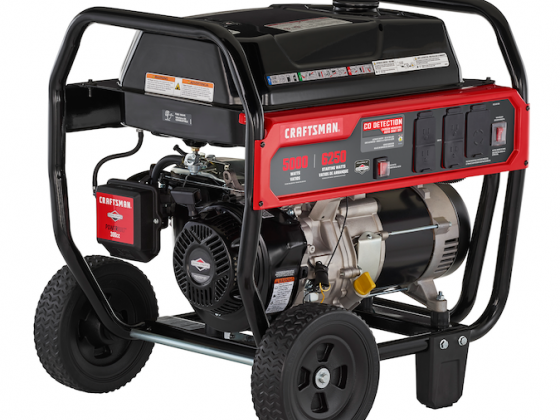 CRAFTSMAN 5000-Watt Gasoline Portable Generator with Briggs & Stratton Engine