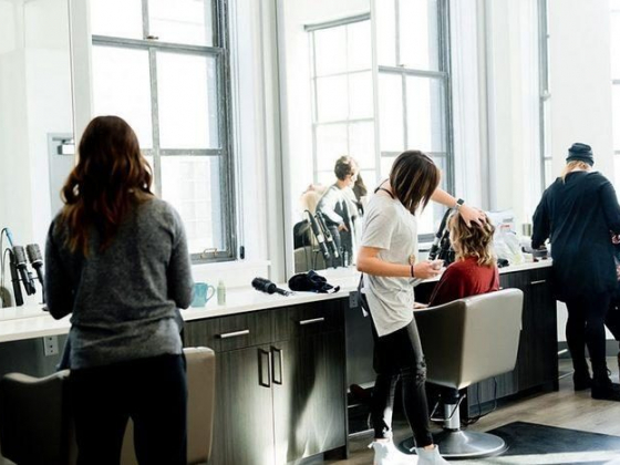 Salon Booth Rental Tips and Best Practices to Know