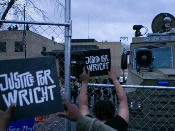 Letters to the Editor: Traffic stops are dangerous. Instead, treat most offenses like parking ticket