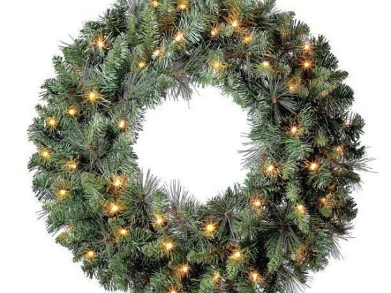 Holiday Time Pre-Lit Clear Scottsdale Pine Artificial Christmas Wreath, 24"