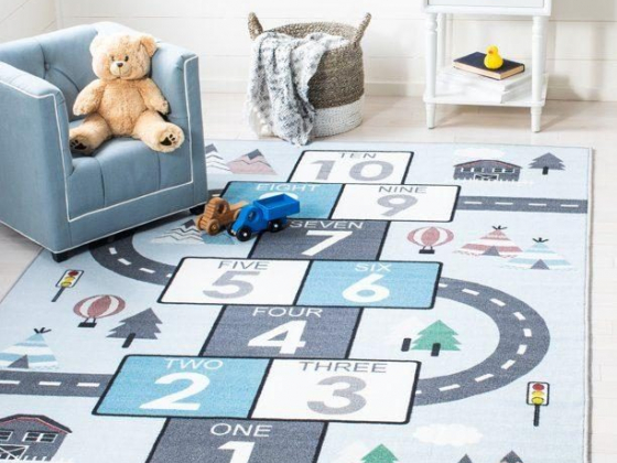 SAFAVIEH Kids Play House Myrtle Hopscotch Area Rug, Grey/Blue, 5'5" x 7'7"