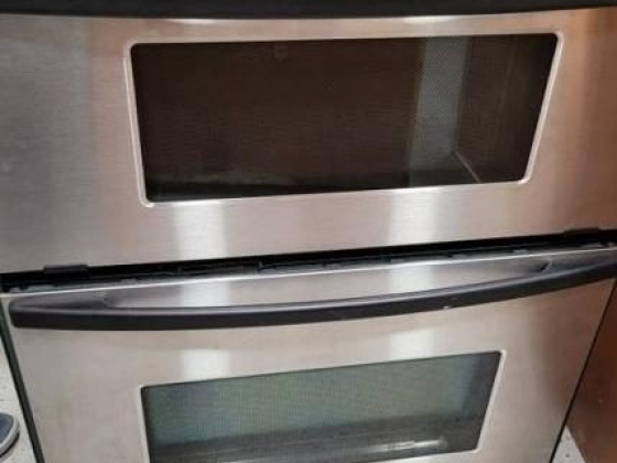 30" Whirlpool Wall Oven Microwave Combo