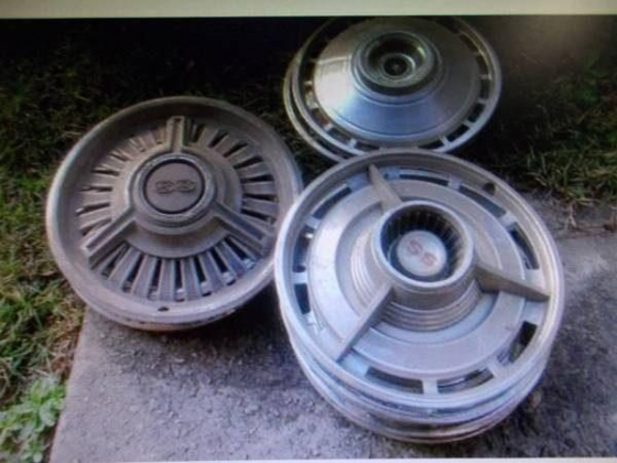 Hub cabs for sale - $75 (Fayetteville)