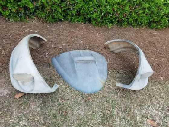 Volkswagen Beetle Fiberglass Fenders & Engine Lid - $120 (Suwanee)