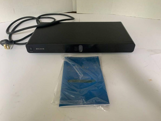 *Nice* Belkin Power Console 8 Outlet Home Theater Surge Protector AP20