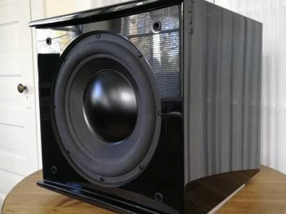 Elan THP1200SW 12 in. 300 watt Powered Home Theater Powered Subwoofer