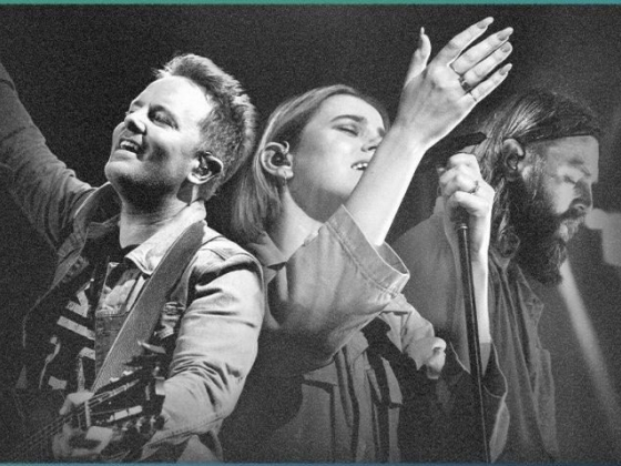 Hillsong United + Chris Tomlin