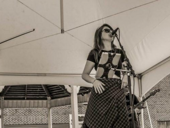 Eddie Owen Presents: The Blarney Girls