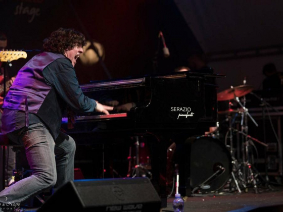 Eddie Owen Presents: Bob Malone