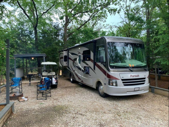 2016 Coachmen Pursuit/ No CDL Needed