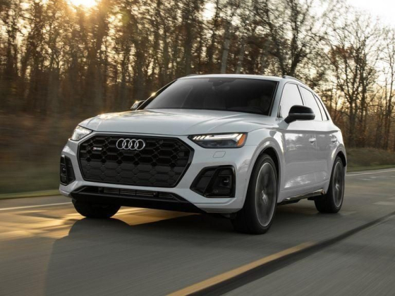2022 Audi SQ5 / SQ5 Sportback