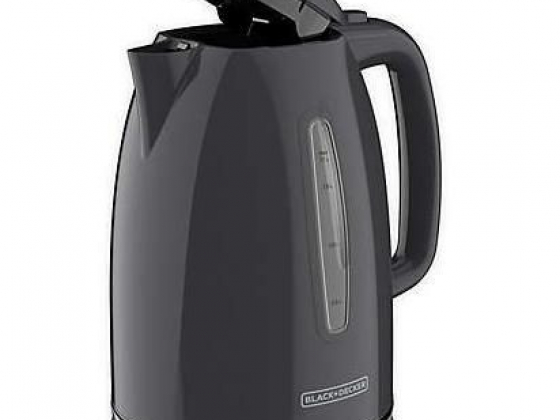 Black + Decker™ 1.7-Liter Rapid Boil Electric Kettle in Grey