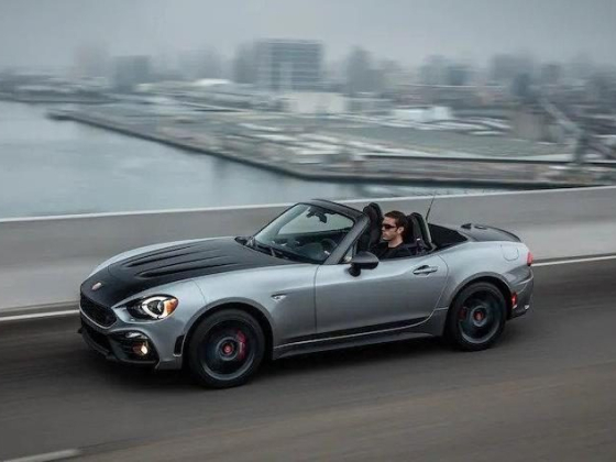 2020 FIAT 124 Spider Review