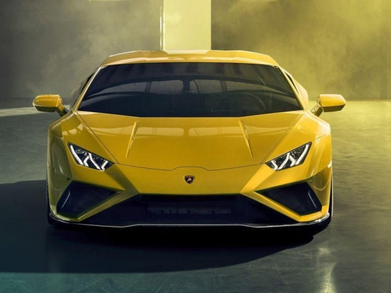 The Huracán Evo RWD Is the Most Satisfying Lamborghini on Sale Right Now