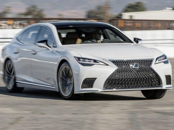 2021 Lexus LS500 First Test: Weird in a Good Way