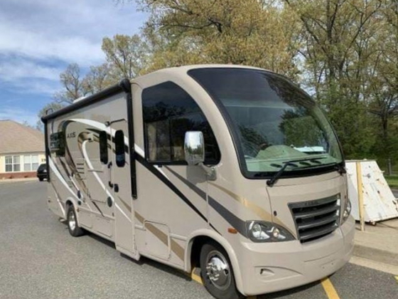 2016 Thor Axis. Rides and Drives Smooth!