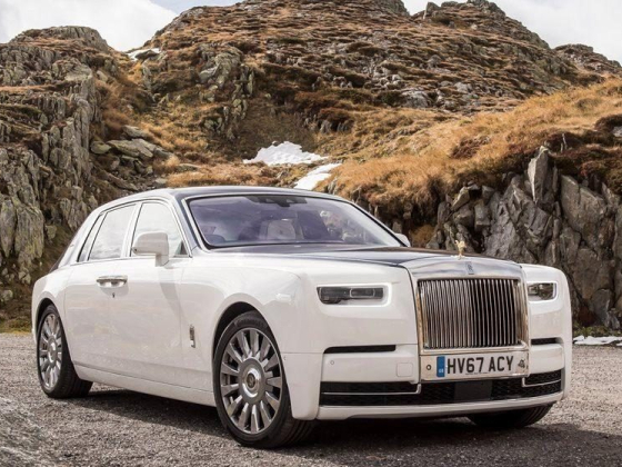2022 Rolls-Royce Phantom