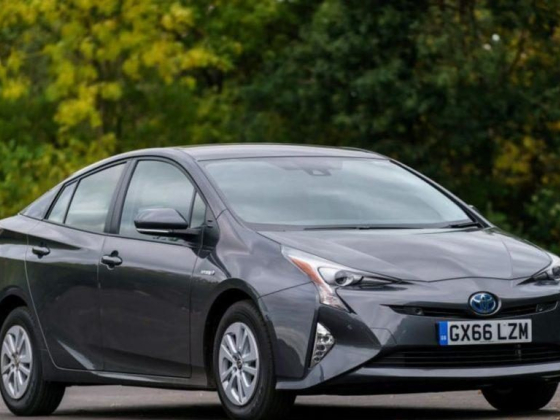 Used Toyota Prius Review