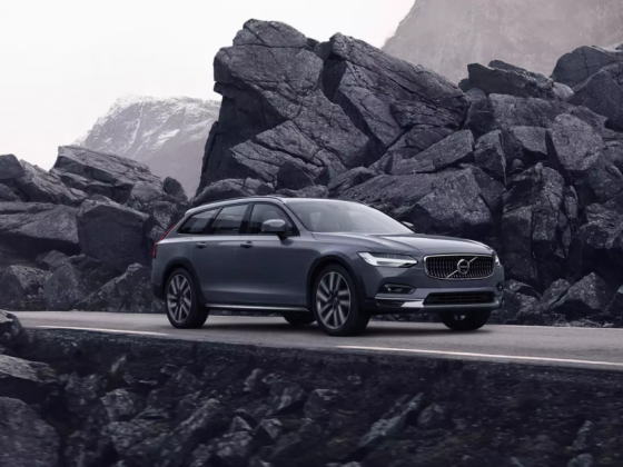 Volvo Updates S90, V90 With New Look, Mild Hybrid