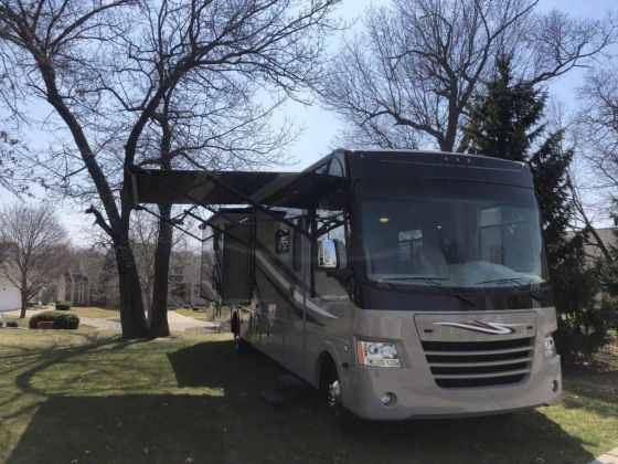 2016 Coachmen Mirada 35BH
