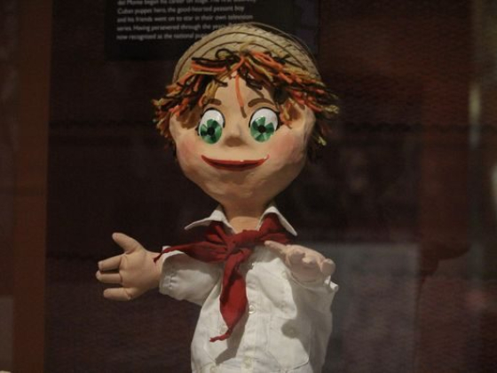 PUPPETRY NOW FEATURING JEGHETTO