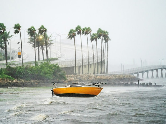 Hurricane Ian pummels Florida