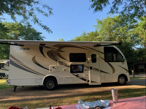 2019 Thor Motor Coach Axis