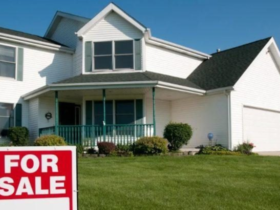 Here’s Where Home Prices Are Headed in 2022, According to Experts