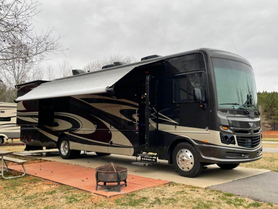 2019 Fleetwood Bounder