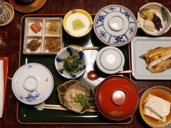 The 10 Best Traditional Japanese Foods and Dishes