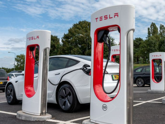 Feds Only Want To Fund The Latest EV Chargers