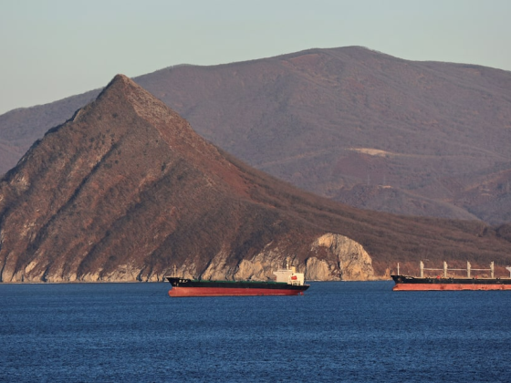 Exclusive: Russia struggles to collect oil payments as China, UAE, Turkey raise bank scrutiny