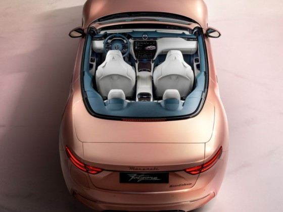 2025 Maserati GranCabrio Folgore EV Droptop Forecasts Sunny Days Ahead