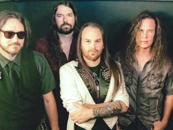 Departure with special guest excitable