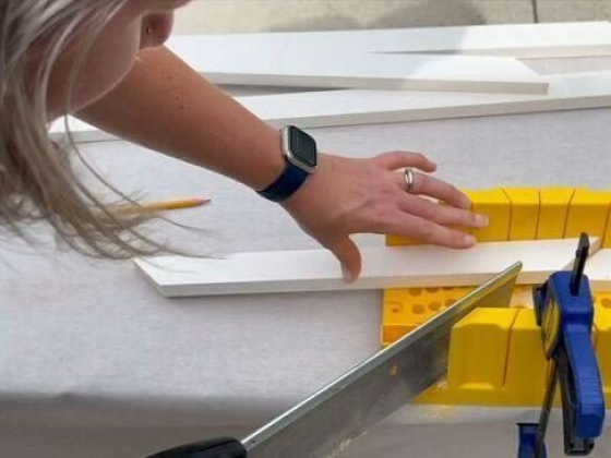 How to Make a Pretty DIY Window Privacy Screen With Lace