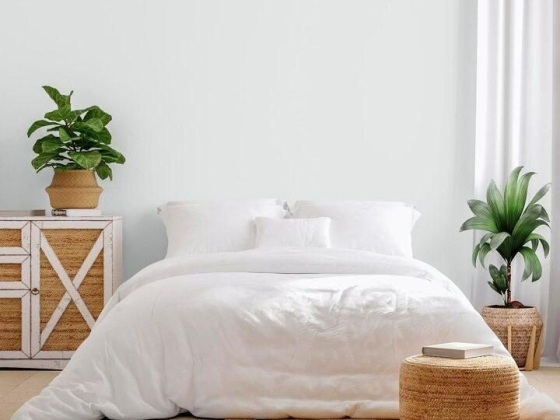 12 Clever Ways to Make a Small Bedroom Look Bigger & More Beautiful