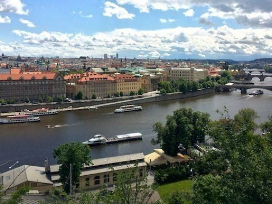 HOW TO SPEND FOUR DAYS IN PRAGUE