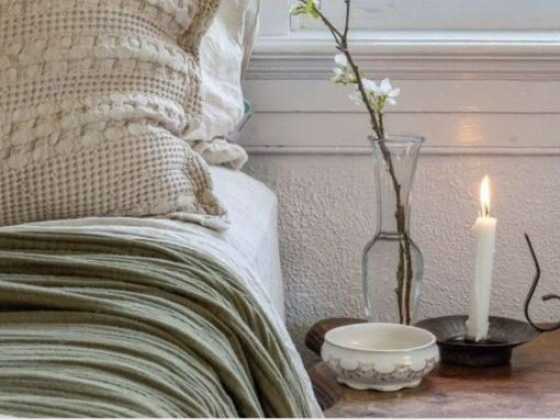 Cozy Country Cottage Bedroom Ideas That Are Simple and Affordable