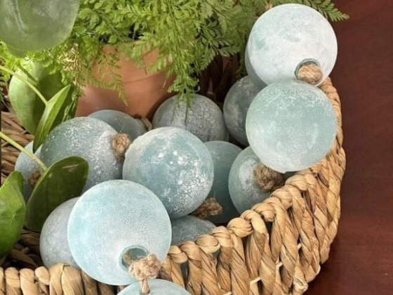 How to Decorate Your Home With Bead Garland