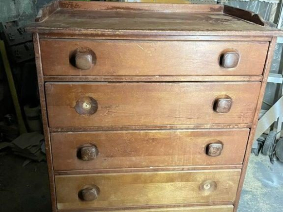 How to Create a 5 Stain Ombre Dresser