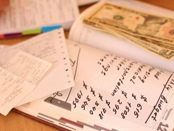 100 of the Best Frugal Living Tips to Beat the Cost of Living Crisis