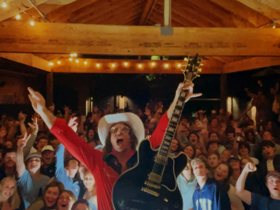 Groovin' on the Green- Smokey Jones and The 3 Dollar Pistols