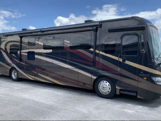 Coachmen RV Sportscoach Cross Country RD 407FW