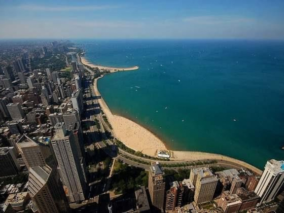 9 Reasons to Visit Chicago This Summer