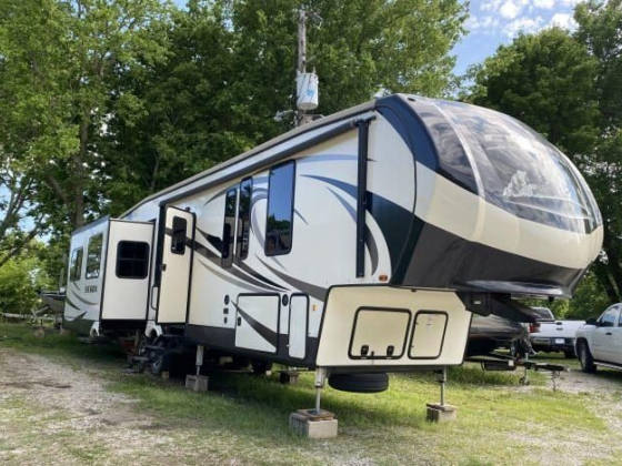 Forest River RV Sierra 371REBH