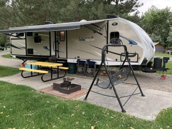 Coachmen RV Freedom Express Liberty Edition 320BHDSLE